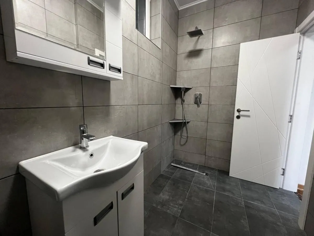 Rent, office space, 80m², Stari grad, Novi Sad