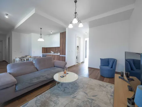 Rent, two bedroom apartment, 81m², Centar, Budva - image 11