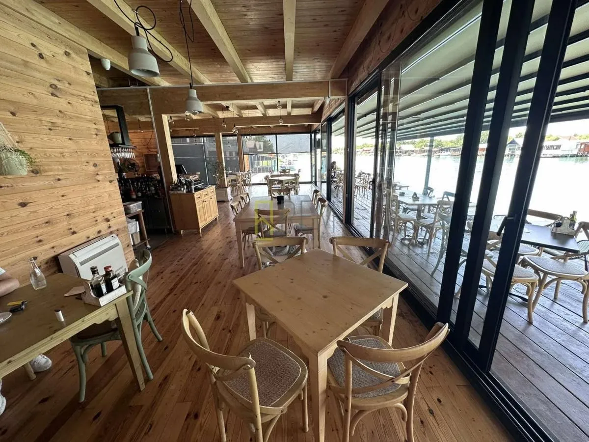 Prodaja, ugostiteljski objekat, 400m², Ulcinj, Crna Gora