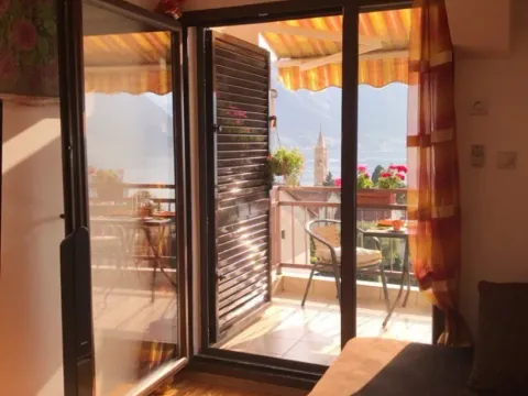 Sale, two bedroom apartment, 67m², Dobrota, Kotor - image 7