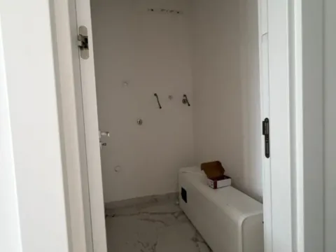 Sale, two bedroom apartment, 83m², Centar, Bar - image 6