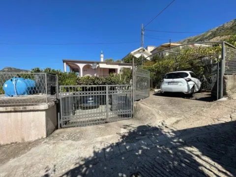 Sale, house, 205m², Sutomore, Bar - image 11