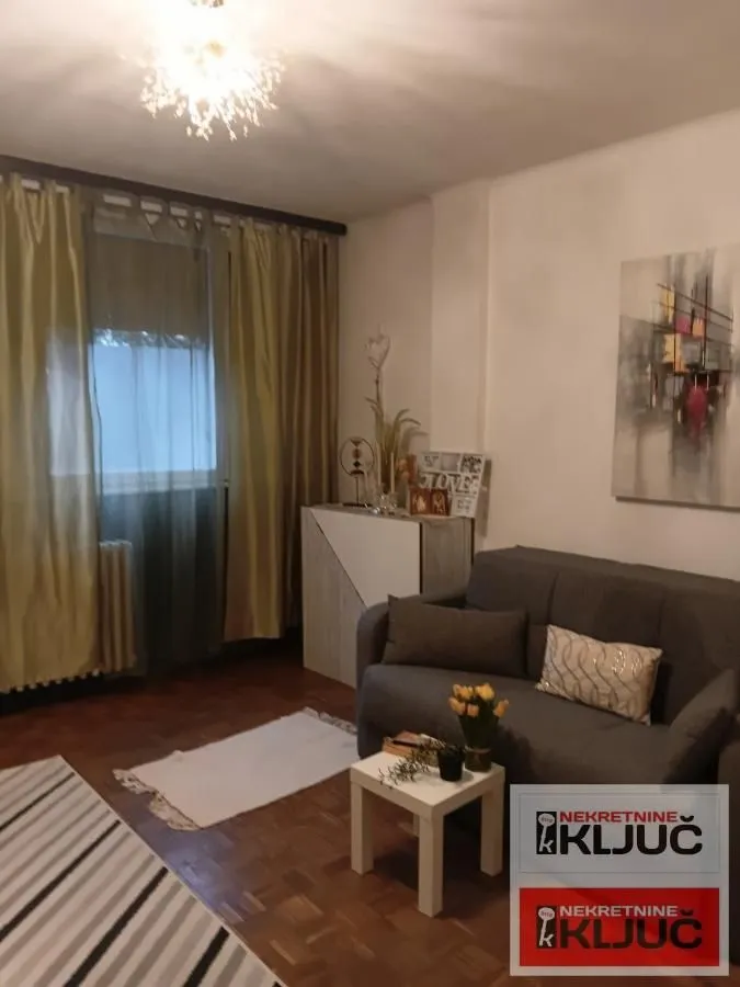Izdavanje, dvosoban stan, 55m², Liman 1, Novi Sad Sve Podlokacije