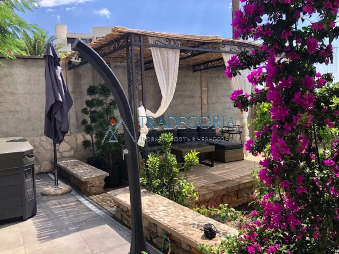 Prodaja, kuća, 360m², Krimovica, Kotor
