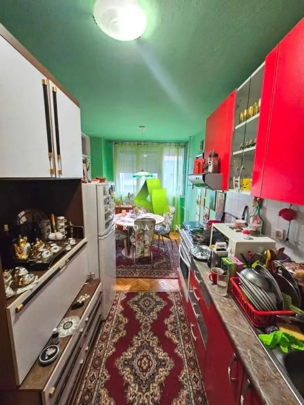 Prodaja, dvosoban stan, 60m², Medijana, Niš