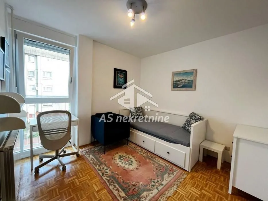 Rent, three bedroom apartment, 75m², Novi Beograd Sve Podlokacije, Beograd