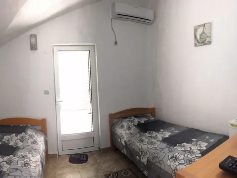 Sale, house, 302m², Herceg Novi, Crna Gora - image 10