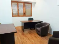Izdavanje, poslovni prostor, 70m², Centar, Podgorica - image 6