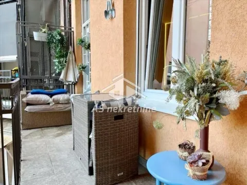 Rent, three bedroom apartment, 84m², Stari Grad, Beograd - image 13