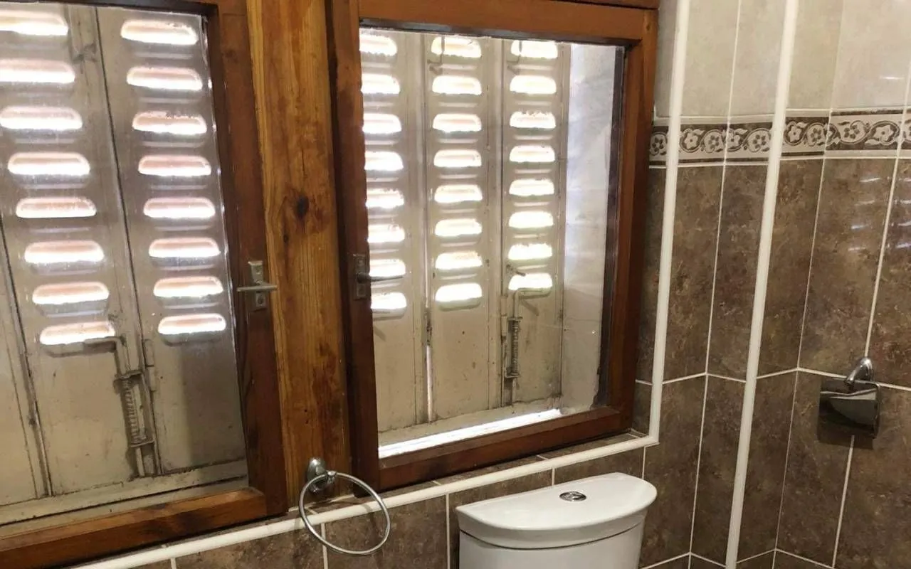 Sale, house, 300m², Šušanj, Bar