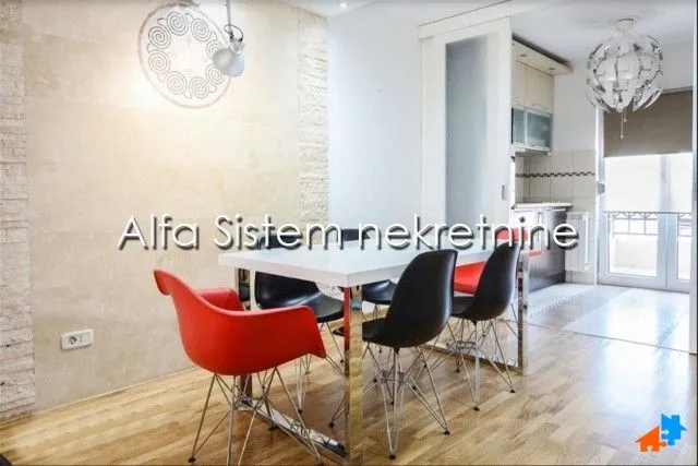 Rent, four bedroom apartment, 140m², Đeram Pijaca, Beograd