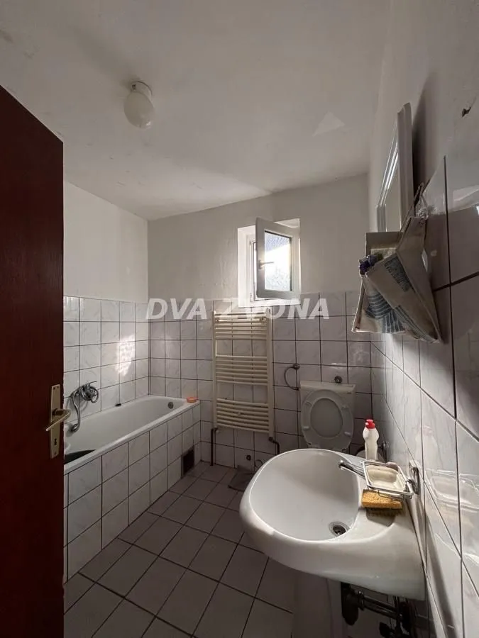 Prodaja, kuća, 167m², Sremska Kamenica, Petrovaradin