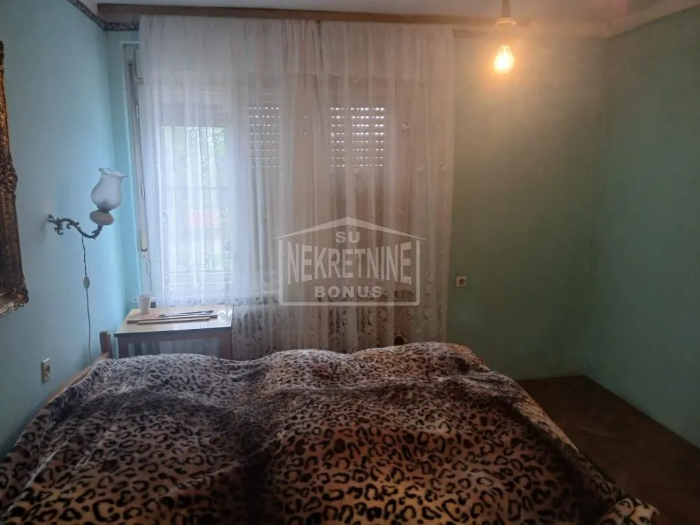 Prodaja, kuća, 180m², Kertvaroš, Subotica