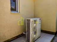 Rent, house, 194m², Tološi, Podgorica - image 11