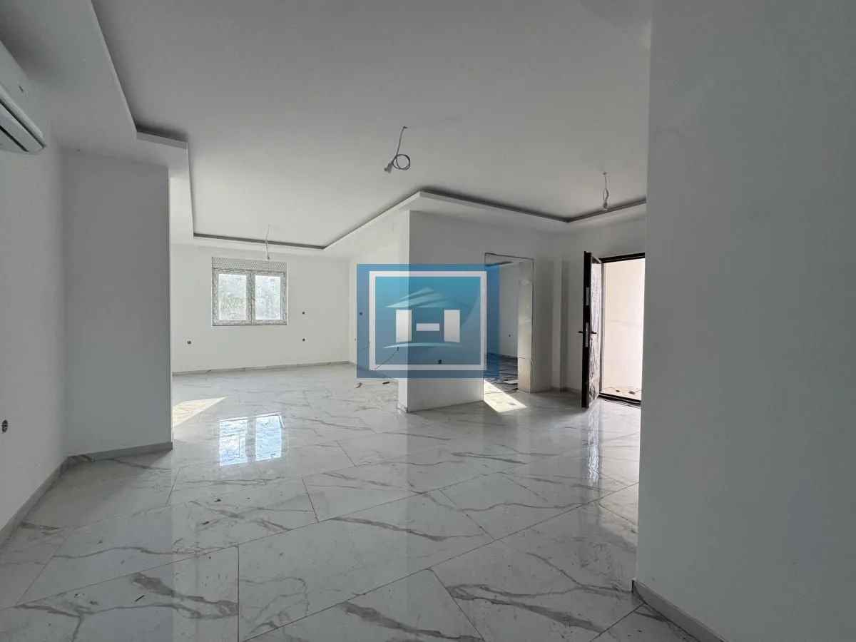 Prodaja, kuća, 233m², Ćuprija, Srbija