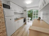 Rent, four bedroom apartment, 100m², Reževići, Budva - image 10