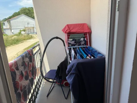 Izdavanje, garsonjera, 27m², Igalo, Herceg Novi - image 4