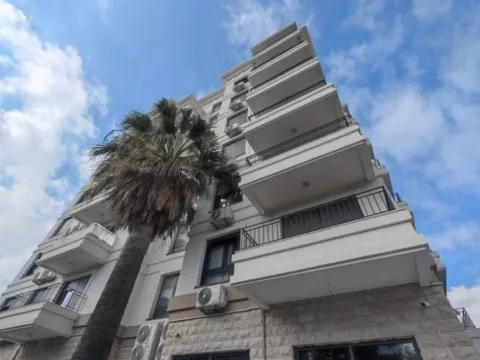 Rent, studio apartment, 36m², Centar, Bar