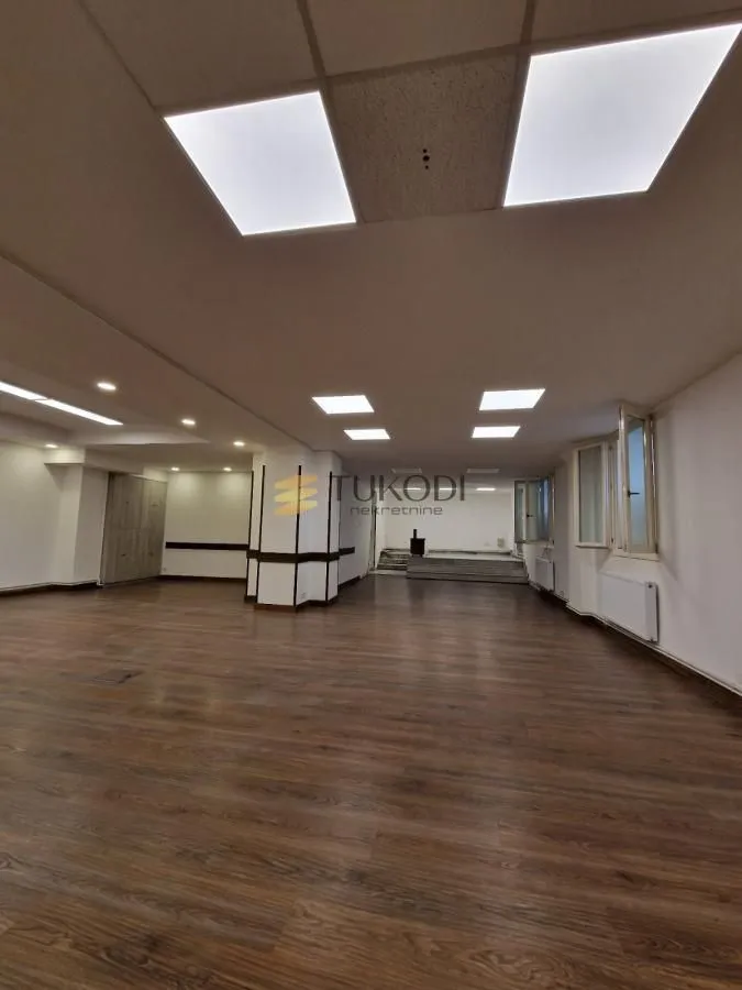 Sale, office space, 176m², Kosančićev Venac, Beograd