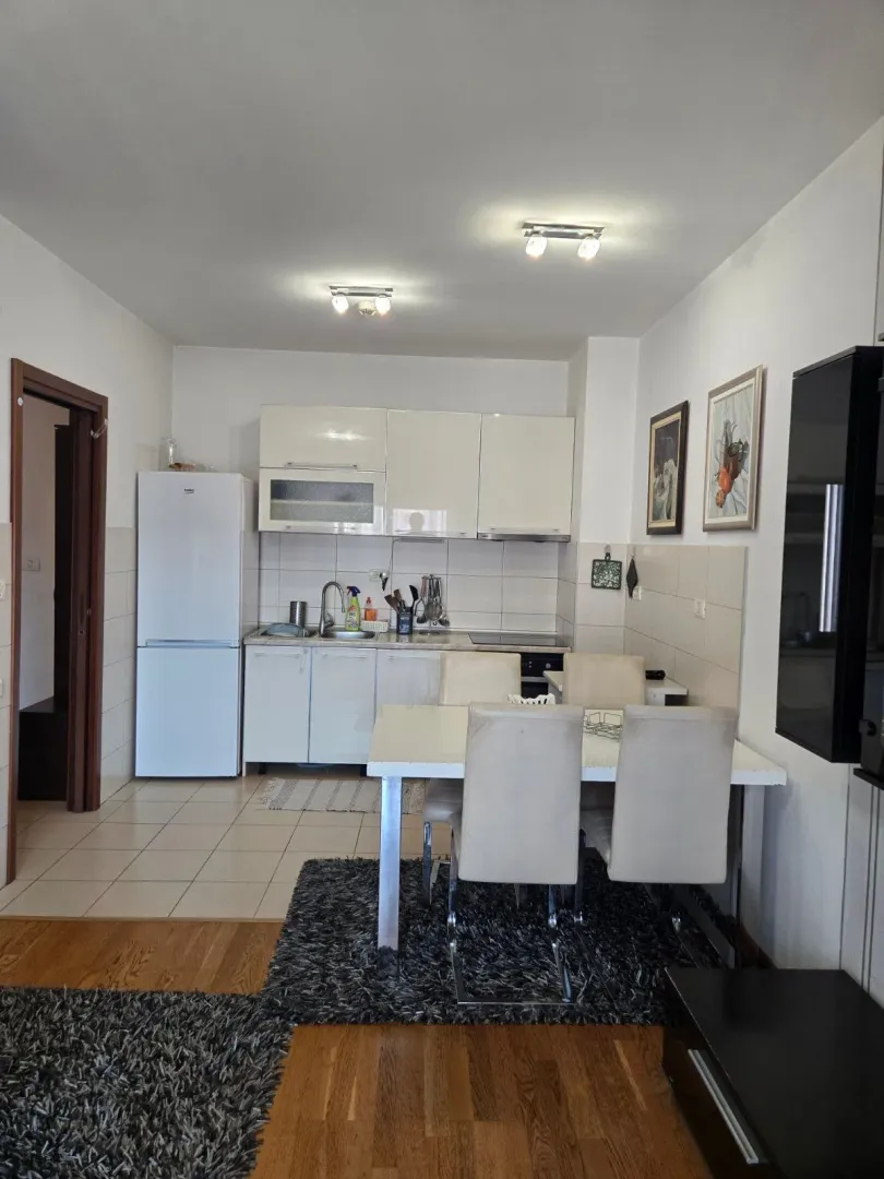 Rent, two bedroom apartment, 70m², City Kvart, Podgorica