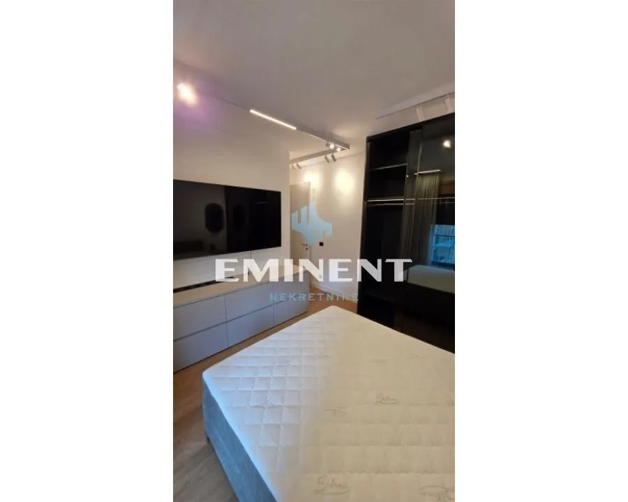 Rent, three bedroom apartment, 95m², Savski Venac, Beograd