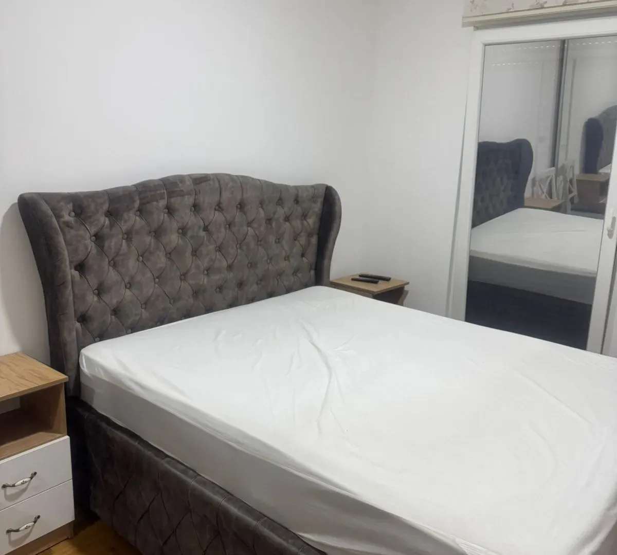 Izdavanje, jednosoban stan, 52m², Kava, Tivat