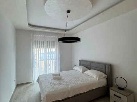 Sale, two bedroom apartment, 74m², Bečići, Budva - image 8