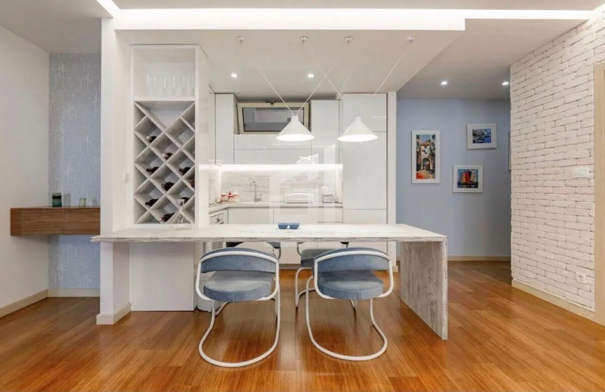 Prodaja, dvosoban stan, 90m², Centar, Budva