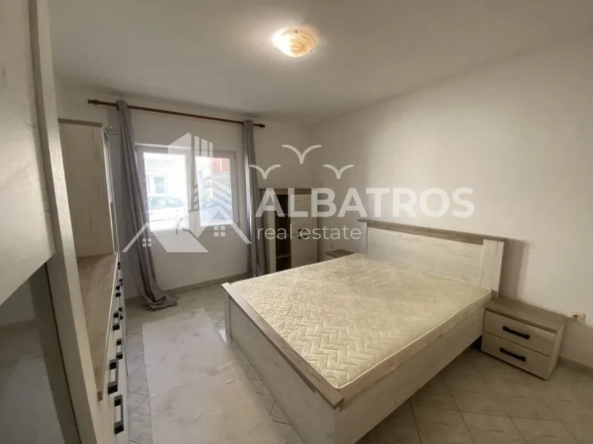 Rent, two bedroom apartment, 70m², Bjeliši, Bar