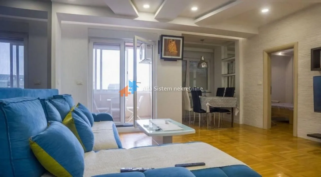 Rent, three bedroom apartment, 75m², Filmski Grad, Beograd