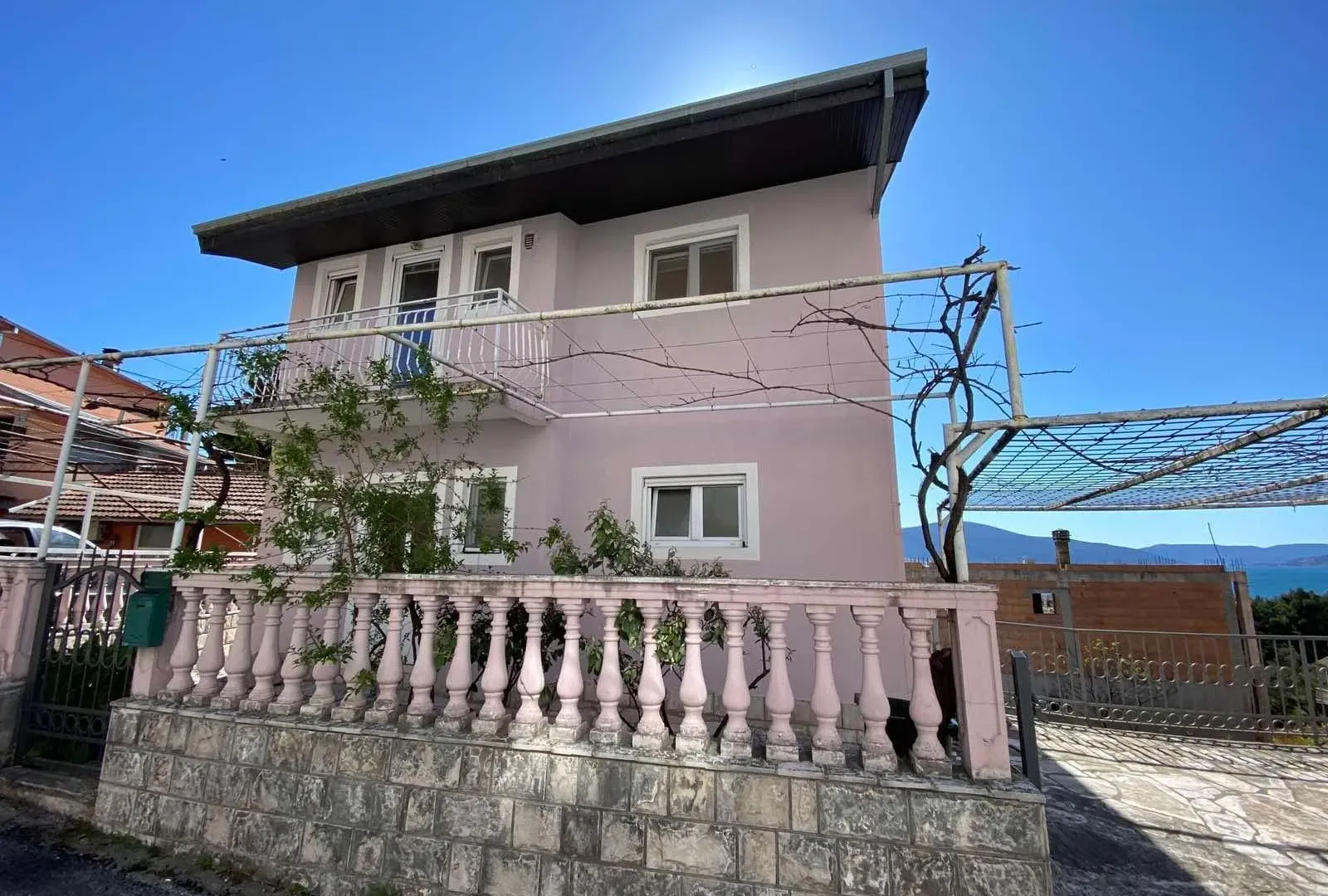 Prodaja, kuća, 180m², Tivat, Crna Gora