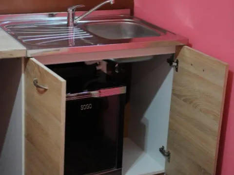 Izdavanje, jednosoban stan, 54m², Centar, Nikšić - image 11