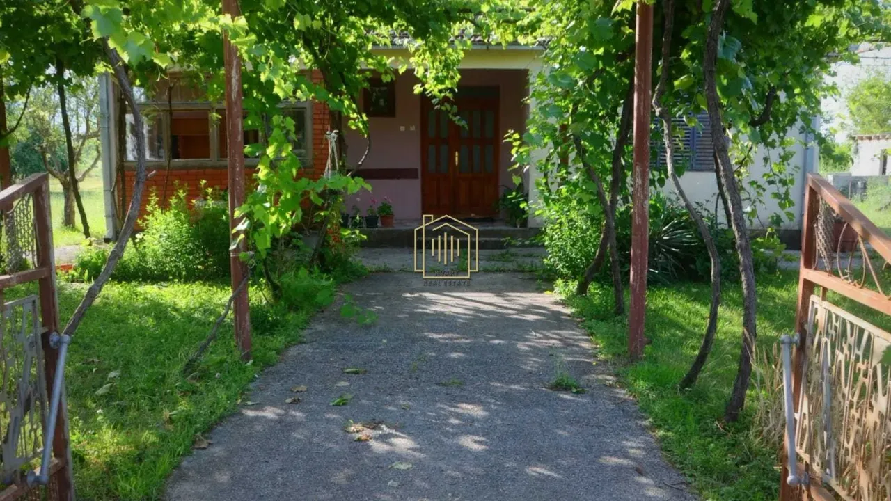 Prodaja, kuća, 112m², Danilovgrad, Crna Gora