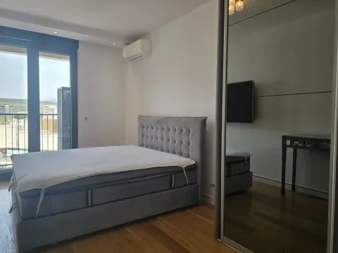 Izdavanje, trosoban stan, 107m², Kruševac, Podgorica - image 10
