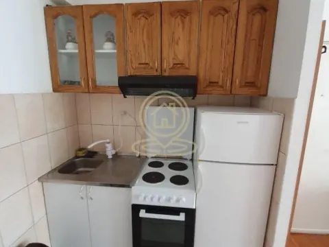 Rent, three bedroom apartment, 44m², Vračar Hram, Vračar Sve Podlokacije - image 8
