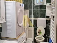 Izdavanje, trosoban stan, 80m², Centar, Novi Sad - image 11