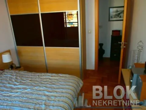 Sale, three bedroom apartment, 97m², Podgorica, Crna Gora - image 7