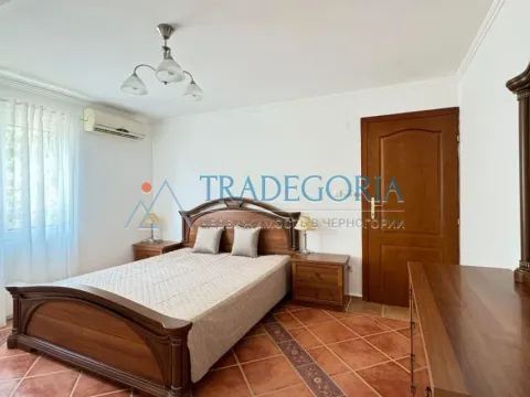 Prodaja, kuća, 320m², Bar, Crna Gora - image 19