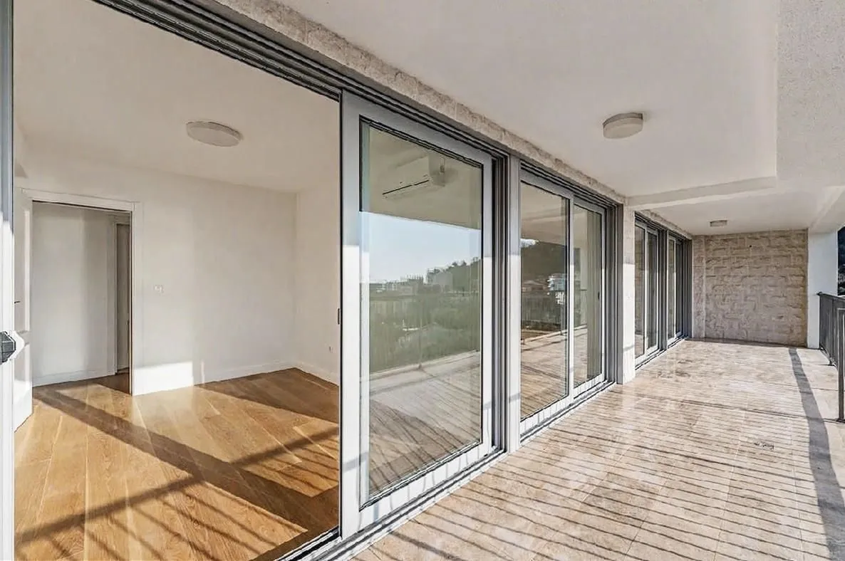 Sale, three bedroom apartment, 160m², Budva, Crna Gora