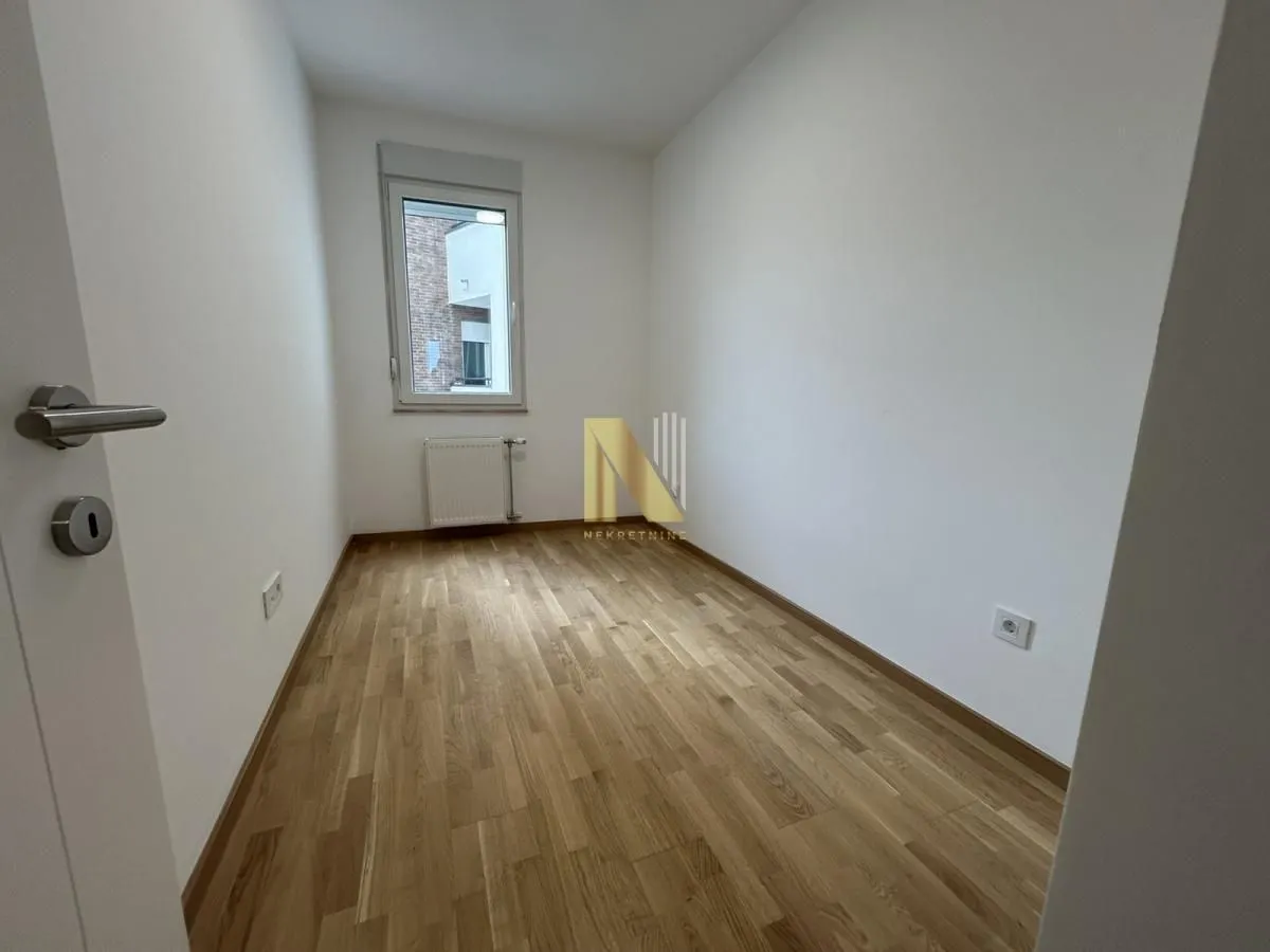Rent, office space, 63m², Avijatičarsko naselje, Novi Sad Sve Podlokacije