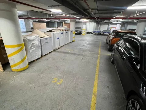 Izdavanje, trosoban stan, 80m², City Kvart, Podgorica - image 4