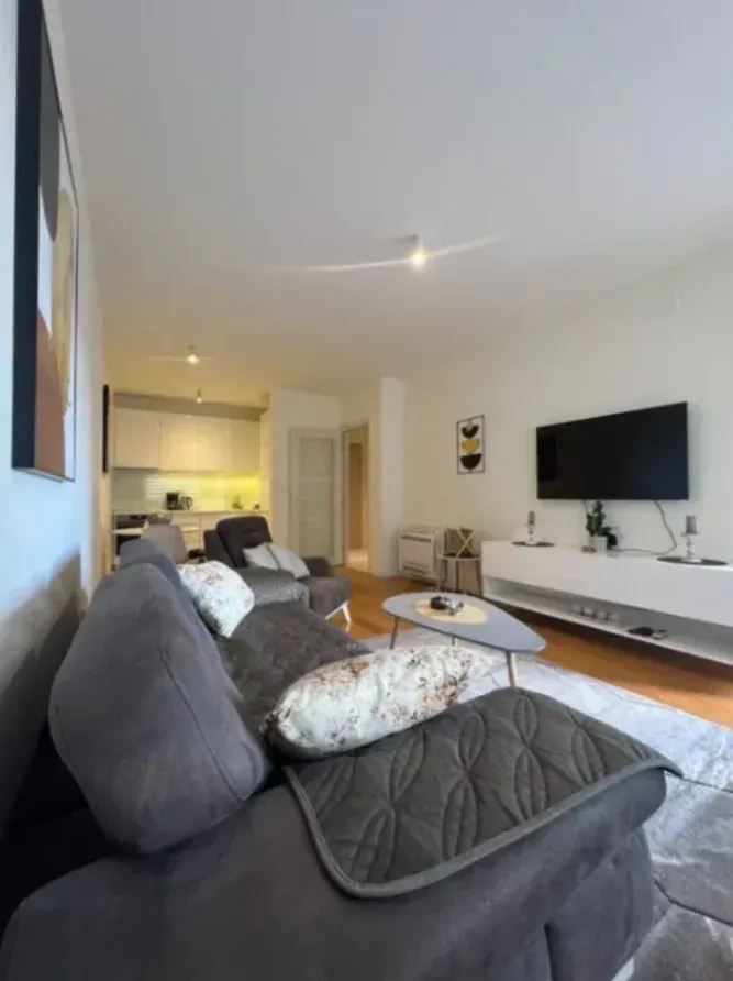 Prodaja, jednosoban stan, 49m², Central Point, Podgorica