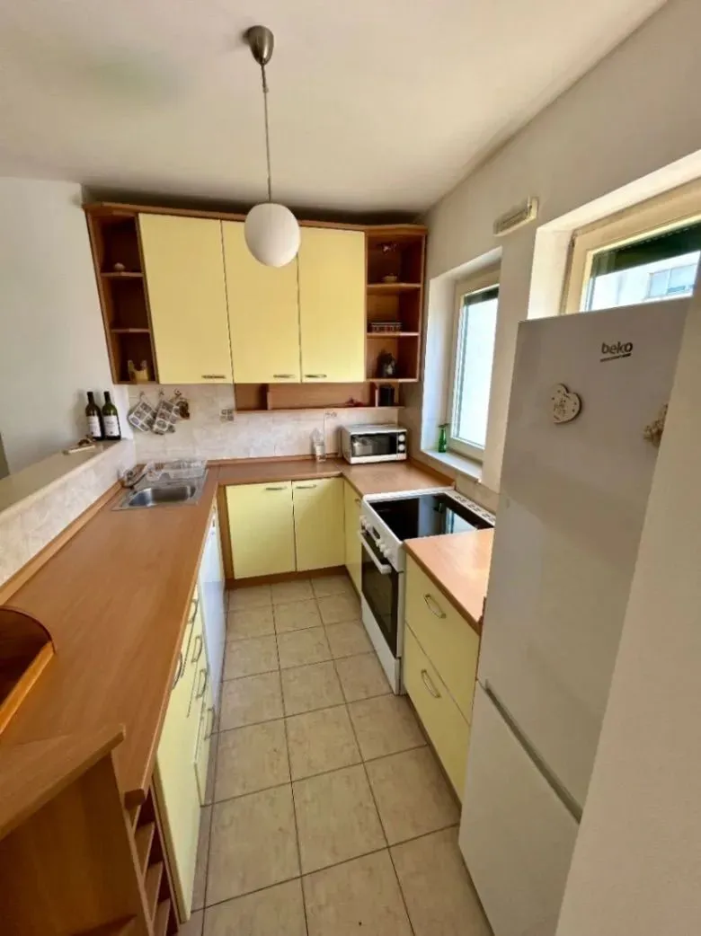 Rent, one bedroom apartment, 56m², Momišići, Podgorica