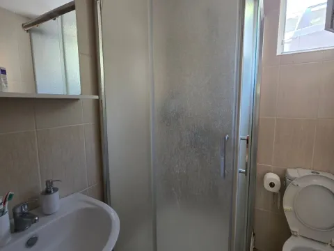 Izdavanje, jednosoban stan, 47m², Bečići, Budva - image 16