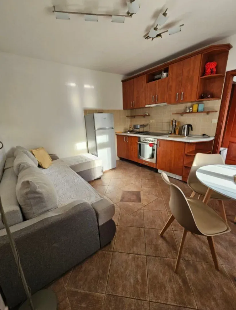 Daily-rent, two bedroom apartment, 35m², Centar, Tivat