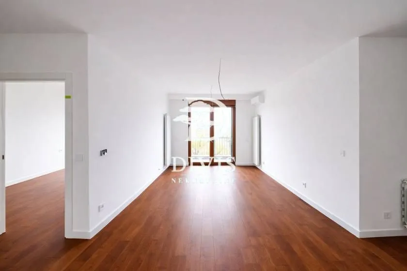 Prodaja, dvosoban stan, 60m², Bežanijska Kosa Sve Podlokacije, Beograd