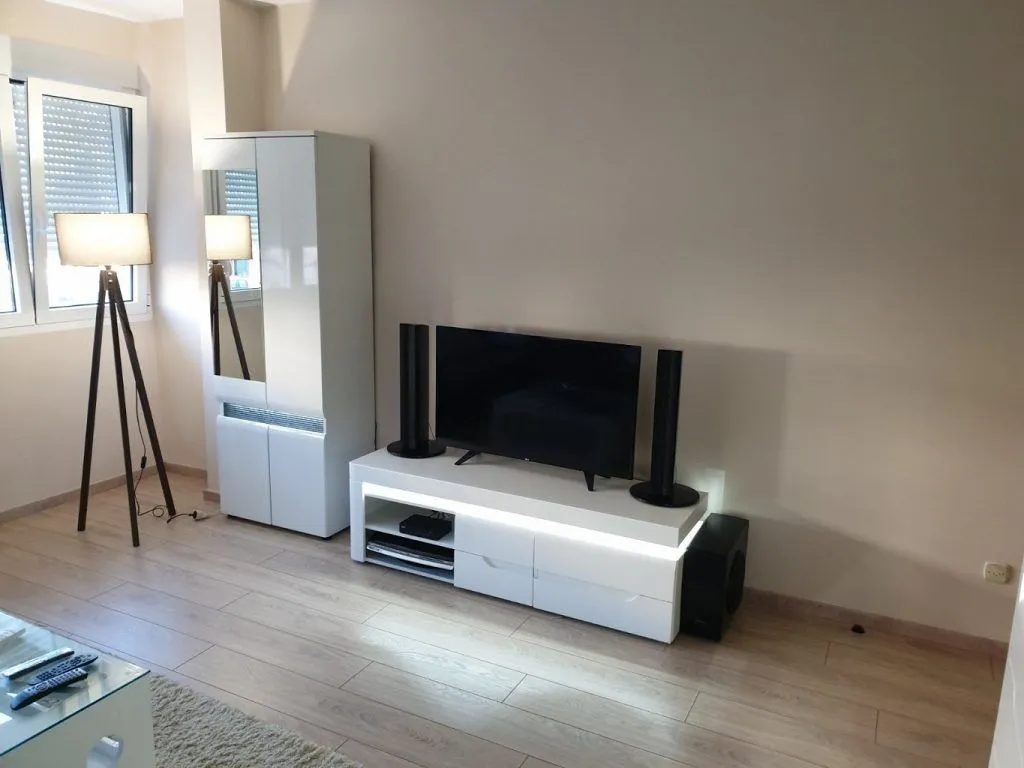 Izdavanje, garsonjera, 30m², Ljubović, Podgorica