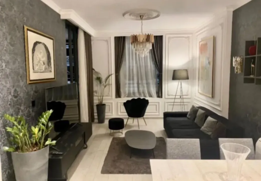 Izdavanje, jednosoban stan, 56m², Centar, Budva