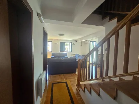 Sale, three bedroom apartment, 114m², Rozino, Budva - image 8