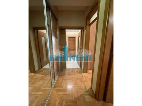 Izdavanje, trosoban stan, 104m², Savski Venac, Beograd - image 7
